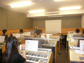 “華南地區上海二班班雅馬哈雙排鍵電子琴教師俱樂部（YETC）冊教材培訓”圓滿結課 