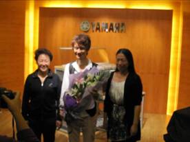 中野正英系列活動報道（六）－青島站演出 