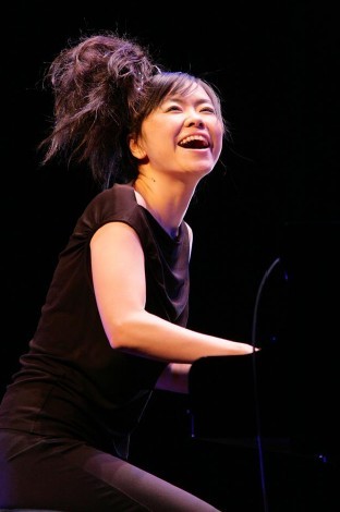 雅馬哈藝術(shù)家Hiromi Uehara活動(dòng)美國(guó)格萊美大獎(jiǎng) 