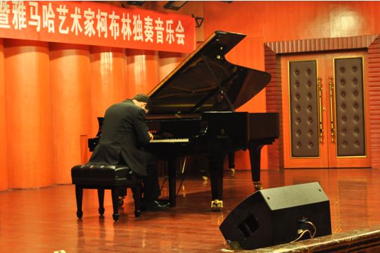 雅馬哈音樂獎(jiǎng)學(xué)金頒獎(jiǎng)音樂會(huì) – 成都站 