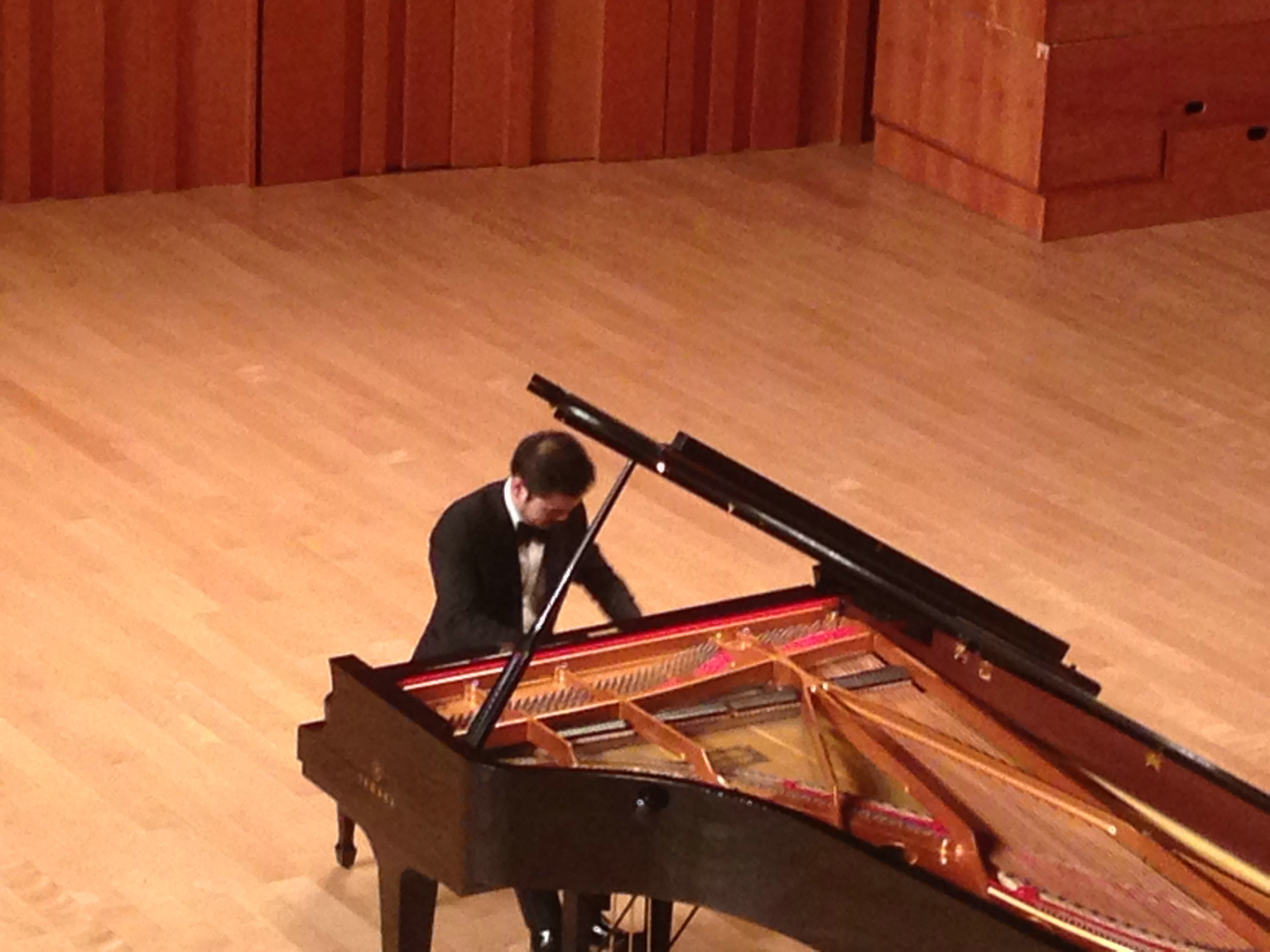 3月5日雅馬哈藝術(shù)家孫鵬杰廈門(mén)大學(xué)鋼琴獨(dú)奏音樂(lè)會(huì)