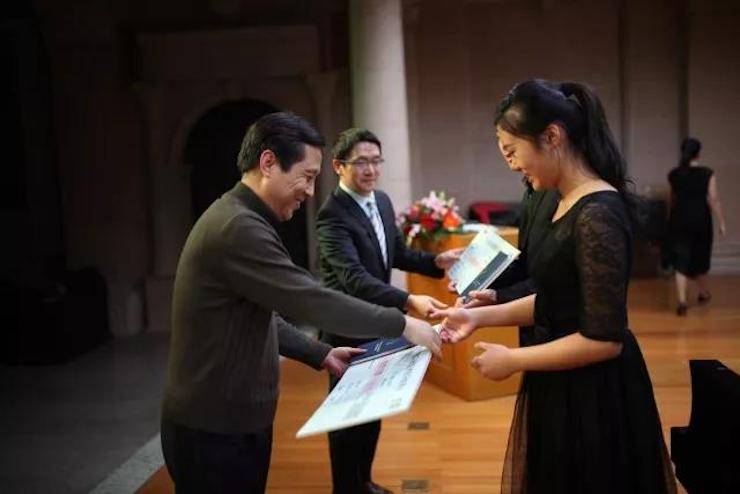 2017雅馬哈亞洲音樂獎學金-西安音樂學院頒獎儀式暨雅馬哈海外藝術家英娜·法利克斯鋼琴獨奏音樂會成功舉辦！