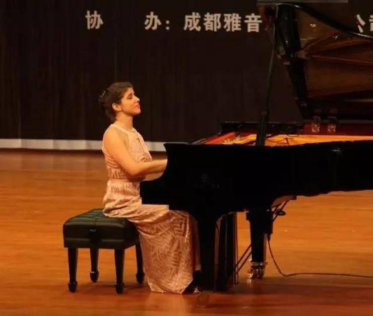 【回顧】2017雅馬哈亞洲音樂(lè)獎(jiǎng)學(xué)金綿陽(yáng)師范學(xué)院頒獎(jiǎng)儀式暨雅馬哈海外藝術(shù)家Inna Faliks鋼琴音樂(lè)會(huì)及大師班講座圓滿結(jié)束！