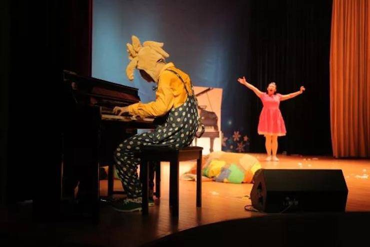 一場屬于孩子們的神秘音樂之旅|《七耳兔尋找樂器之王》音樂劇表演圓滿結(jié)束！