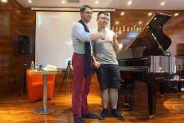 e-EU | 雅馬哈遠(yuǎn)程藝術(shù)教育聯(lián)盟 </br> 雅馬哈海外藝術(shù)家愛德華·昆斯遠(yuǎn)程實(shí)驗(yàn)公開課