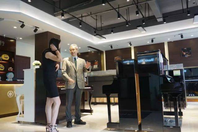 e-EU | 雅馬哈遠(yuǎn)程藝術(shù)教育聯(lián)盟 </br> 雅馬哈海外藝術(shù)家愛德華·昆斯遠(yuǎn)程實(shí)驗(yàn)公開課