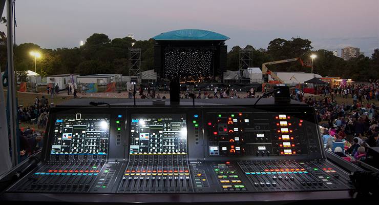 澳大利亞 Parramatta 公園音樂會——悉尼交響樂團與 Coda音響服務公司實現Rivage PM10系統的首秀