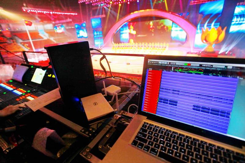 深圳灣體育中心——CL5數字調音臺應用于國慶歌詠大會大型演出