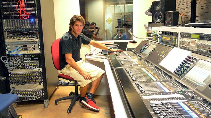 西班牙“El Hormiguero（螞蟻窩）”電視節目——CL5調音臺在廣電領域的安裝運用