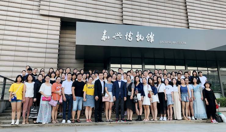 屬于孩子們的勇敢夏天|兒童劇《七耳兔尋找樂器之王》南通站成功舉辦