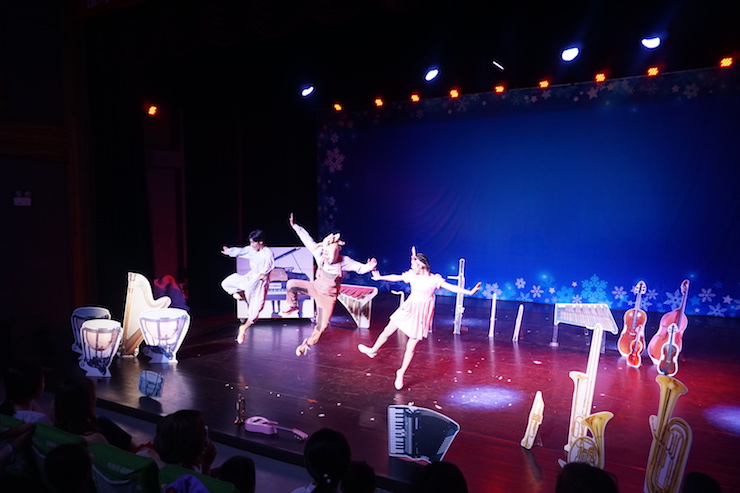 和七耳兔一起開啟音樂探險|兒童劇《七耳兔尋找樂器之王》南昌站成功舉辦