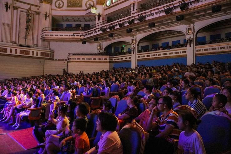 屬于孩子們的勇敢夏天|兒童劇《七耳兔尋找樂器之王》南通站成功舉辦