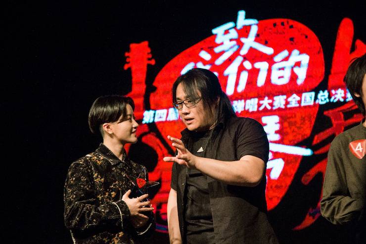 第四屆“雅馬哈吉他女聲彈唱大賽”總冠軍出爐<br />溫格奪冠,董冬冬擔(dān)任評委