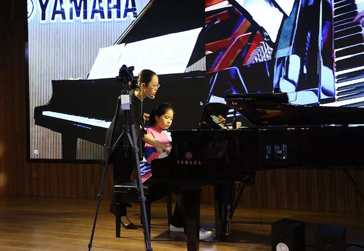 連云港雅馬哈鋼琴旗艦體驗店開業慶典暨雅馬哈藝術家鮑釋賢鋼琴獨奏音樂會圓滿落幕