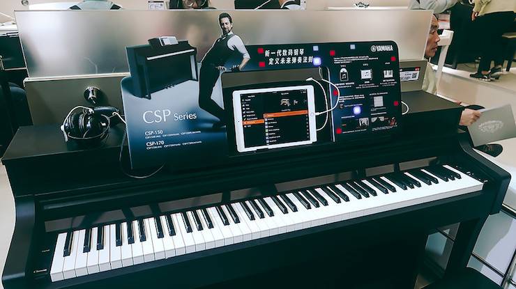 雅馬哈電子鍵盤樂器 CSP-170 數(shù)碼鋼琴
