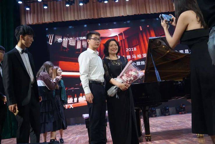 張芳、馮子祥鋼琴音樂會