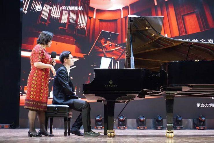 張芳、馮子祥鋼琴音樂會