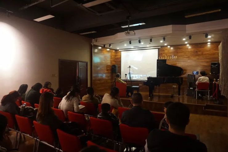 雅馬哈特邀藝術家白志嫻