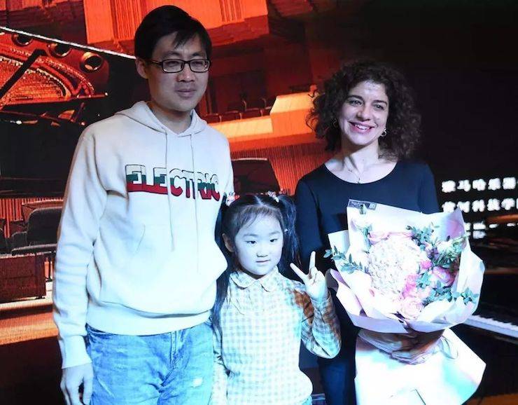 英娜·法利克斯音樂會