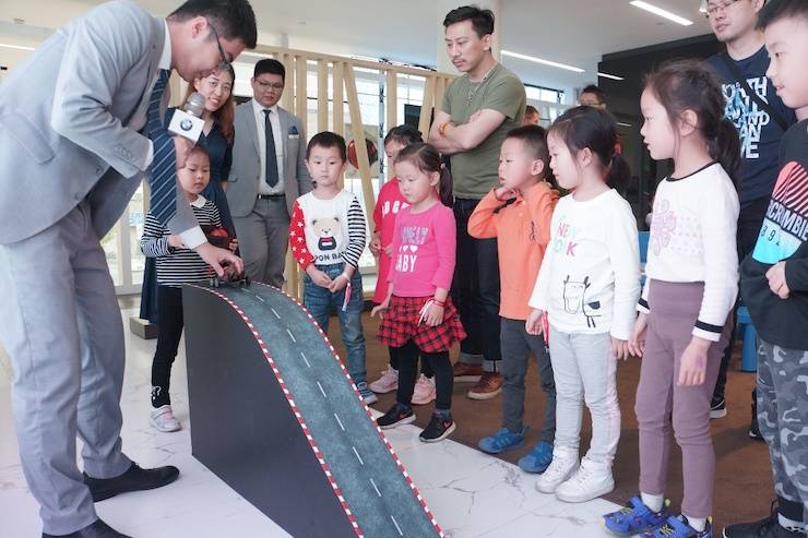 上海知音攜手寶馬體驗中心再獻音樂好禮 ——雅馬哈Clavinova音樂沙龍