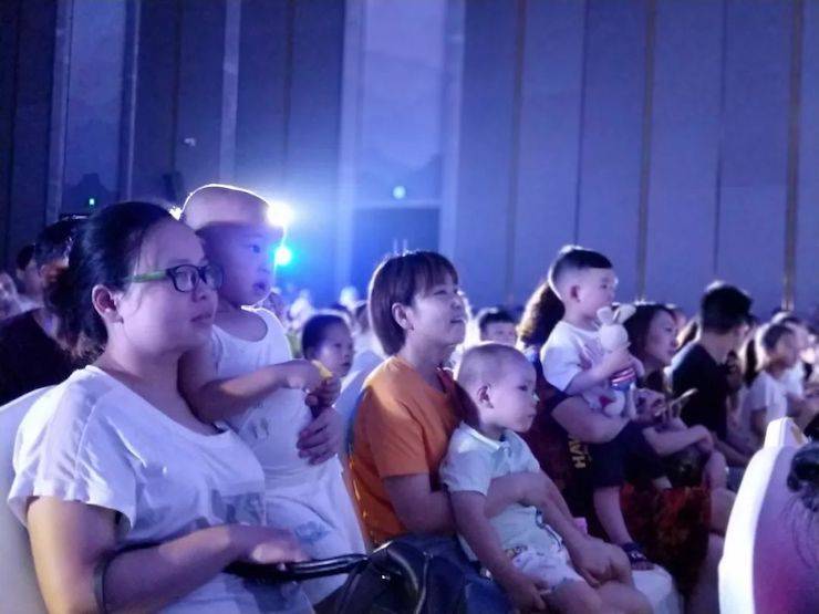 七耳兔兒童音樂劇