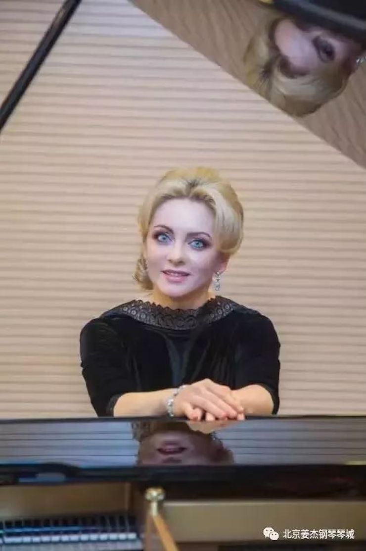 精彩回顧 | 雅馬哈e聯(lián)遠(yuǎn)程藝術(shù)教育聯(lián)盟俄羅斯美女鋼琴家古娃老師遠(yuǎn)程公開課