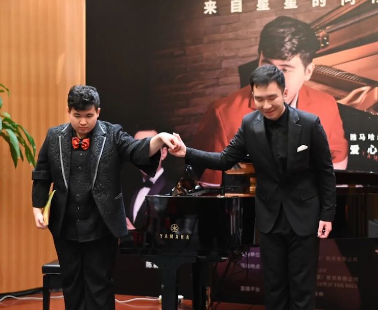 音樂雙子星,點亮冬日激情!——雅馬哈未來藝術家劉明康愛心公益音樂沙龍