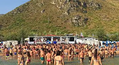 全新的雅馬哈CIS安裝系統(tǒng)讓沙灘重獲新生