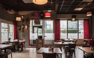 互惠互利——雅馬哈協助Tante Sjaar為鹿特丹的弱勢群體提供幫助