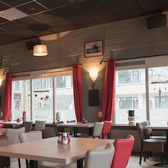 互惠互利——雅馬哈協(xié)助Tante Sjaar為鹿特丹的弱勢群體提供幫助