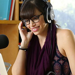 AG系列網(wǎng)絡(luò)直播?K歌?帶聲卡調(diào)音臺天貓旗艦店正式發(fā)售