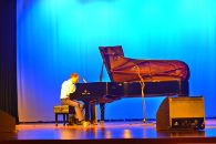 Jim Brickman在“浪漫之夜”北京演奏會上稱贊CFX 