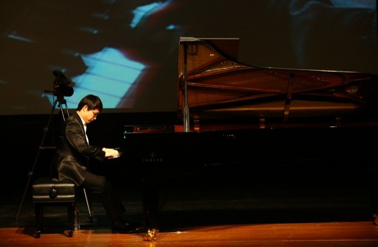 雅馬哈藝術(shù)家宋思衡多媒體鋼琴獨奏音樂會-武漢站